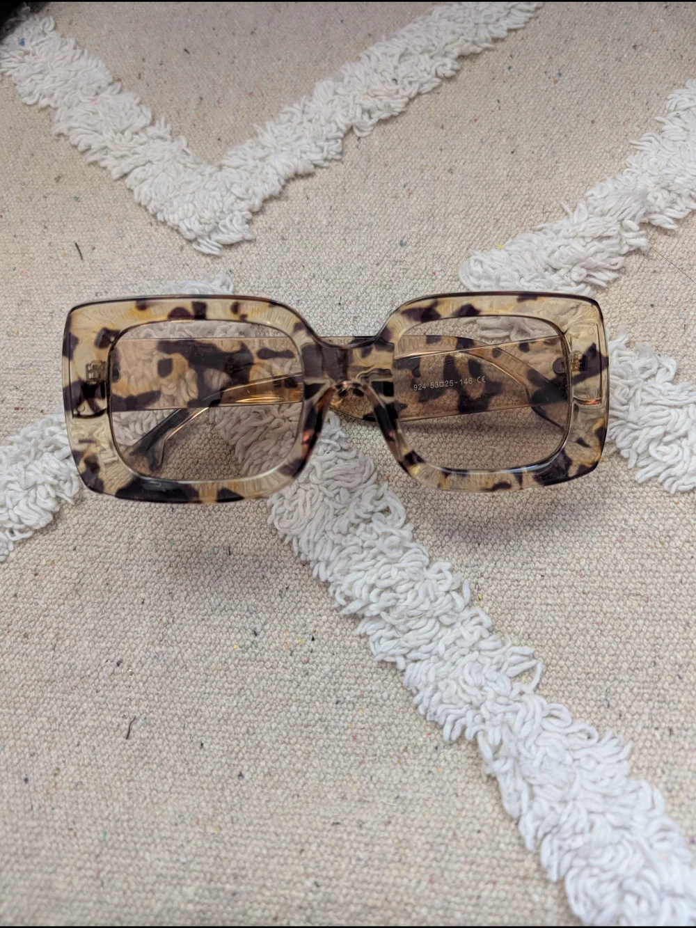 Tortoiseshell Square Frame Women’s Sunglasses - Brand Unknown